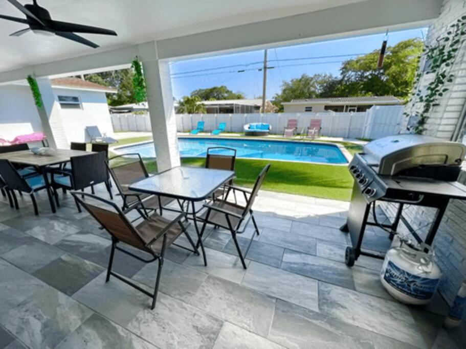 Luxurious & Modern Open Floor Plan Heated Pool Villa Hollywood Zewnętrze zdjęcie
